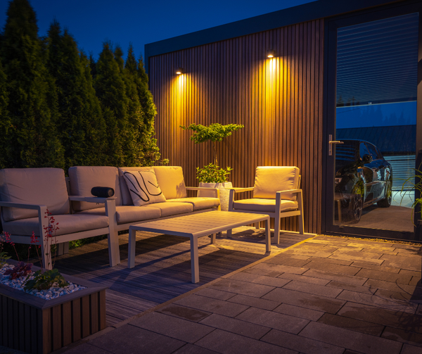 outdoor led lighting in the back yard with people