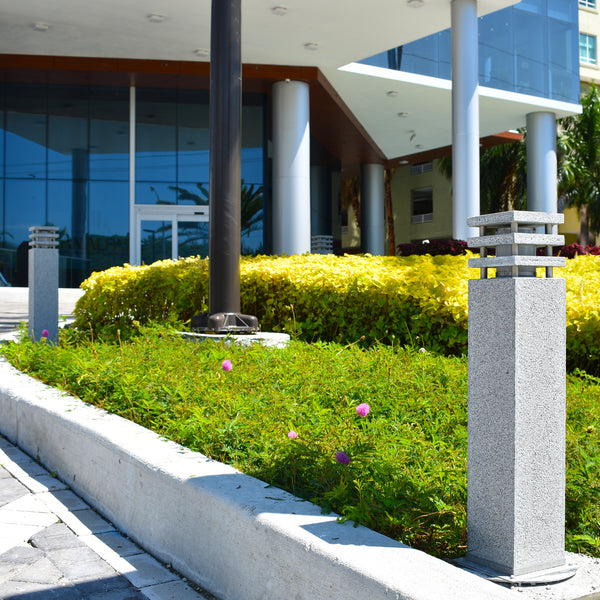 Bollard light